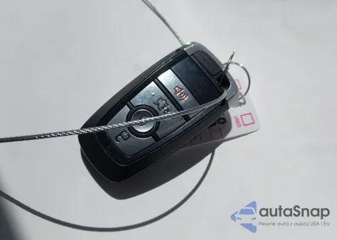 2019 Ford Fusion Hybrid Se z USA, uszkodzony, nr VIN 3FA6P0LU0KR185079